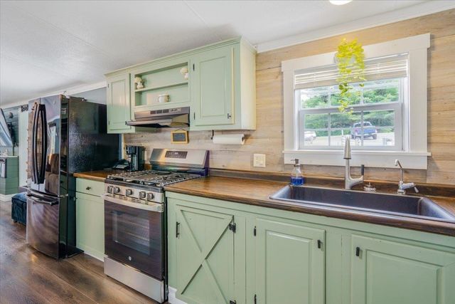8642 Main Road, Huntington, VT 05462