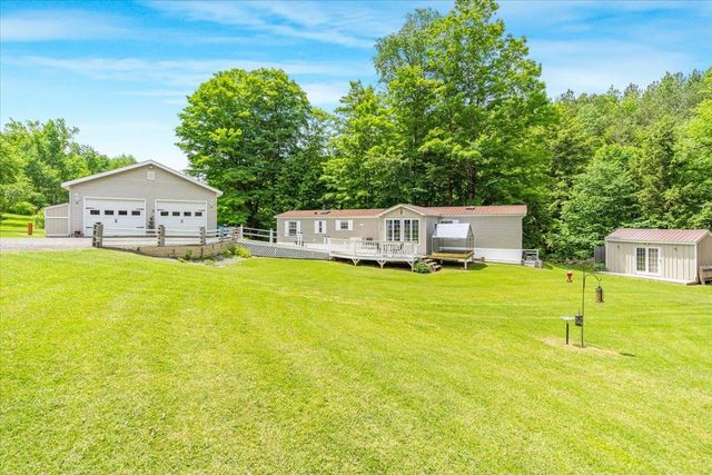 8642 Main Road, Huntington, VT 05462