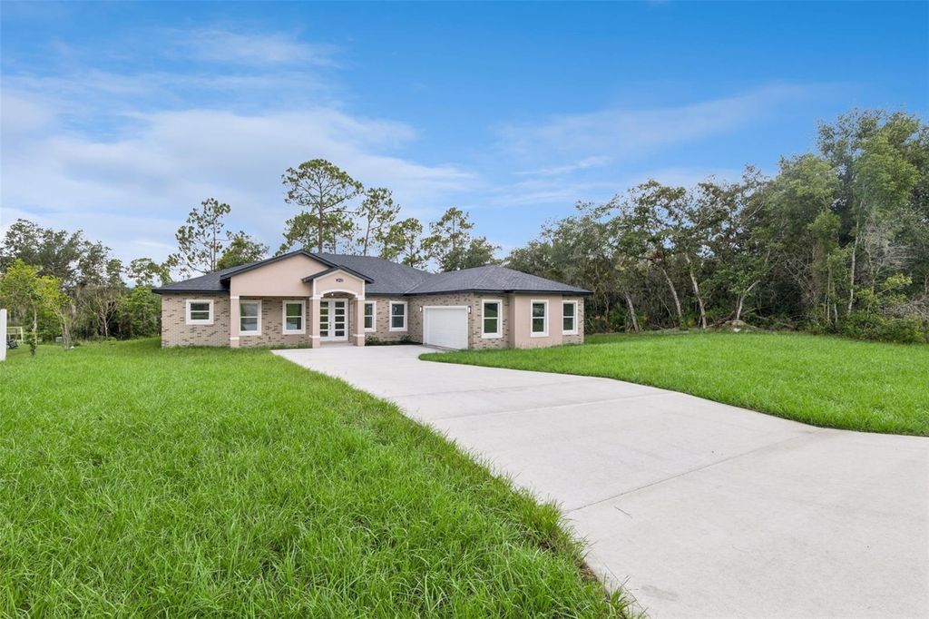 Image 2 of property listing at 2043 WATERSEDGE DRIVE, Deltona, FL 32738