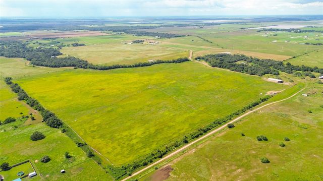 4380 County Road 357, El Campo, TX 77437