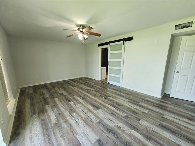 6093 Ennis Joslin, Corpus Christi, TX 78412