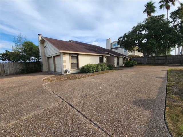 6093 Ennis Joslin, Corpus Christi, TX 78412