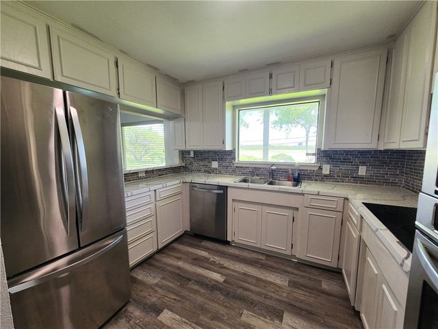 6093 Ennis Joslin, Corpus Christi, TX 78412