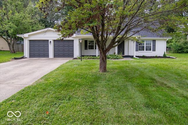 370 Winding Way, Carmel, IN 46032