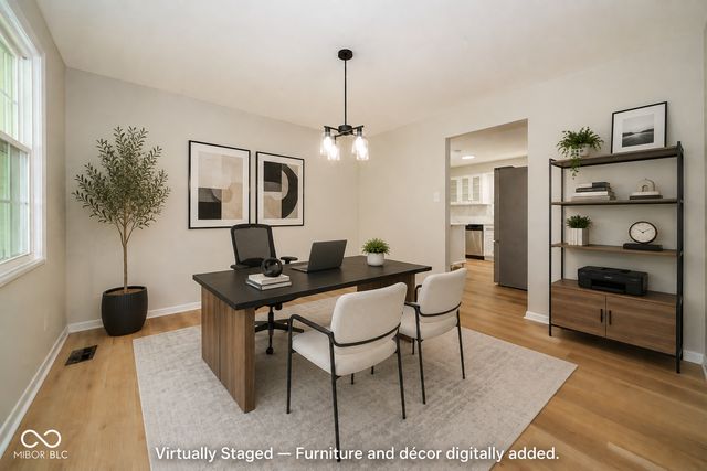 370 Winding Way, Carmel, IN 46032