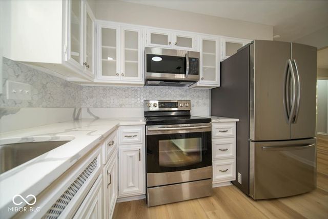 370 Winding Way, Carmel, IN 46032