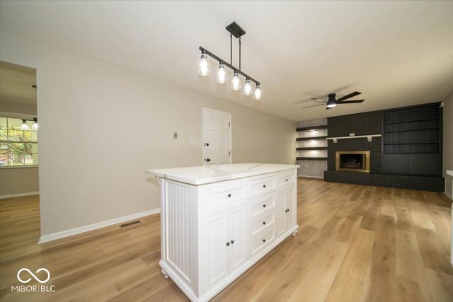 370 Winding Way, Carmel, IN 46032