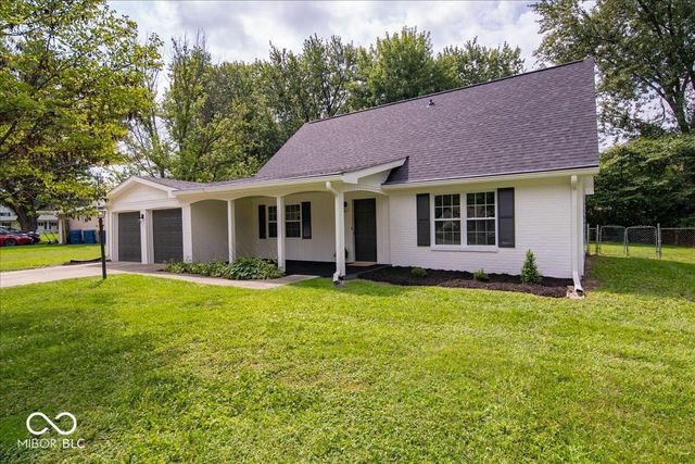 370 Winding Way, Carmel, IN 46032