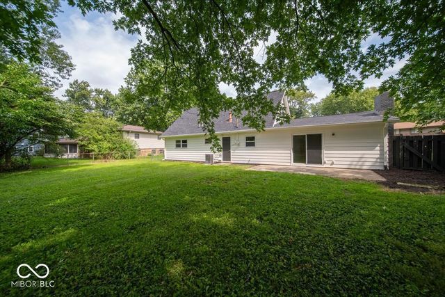 370 Winding Way, Carmel, IN 46032