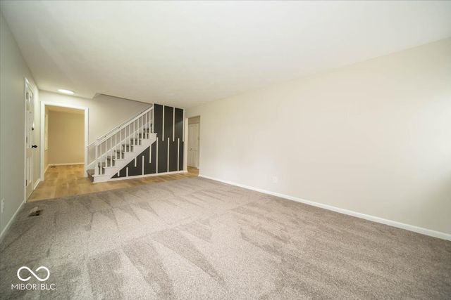 370 Winding Way, Carmel, IN 46032