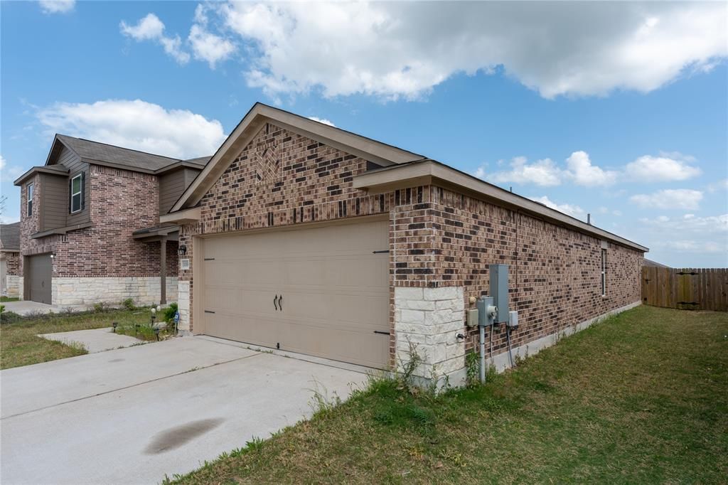 13333 Harry S Truman DR, Manor, TX 78653