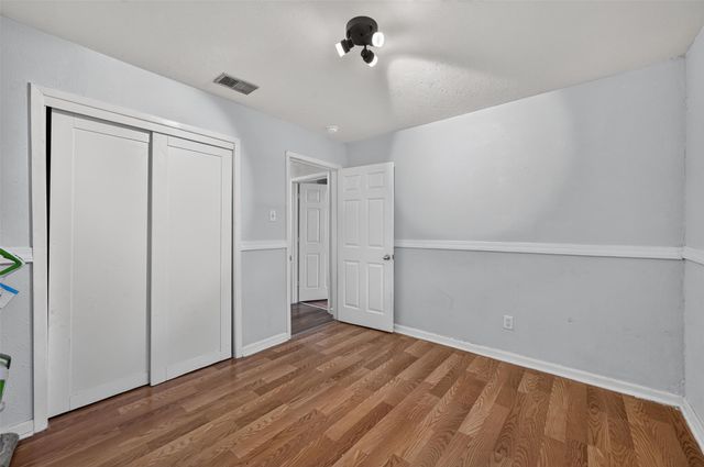 423 Mckown Drive, Mansfield, TX 76063