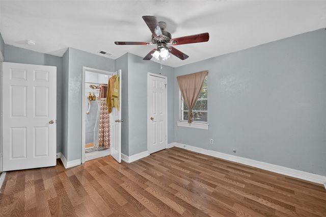 423 Mckown Drive, Mansfield, TX 76063