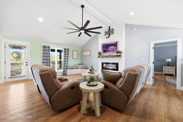 859 The Landings, Taylorsville, KY 40071