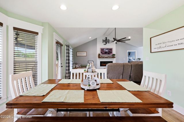 859 The Landings, Taylorsville, KY 40071