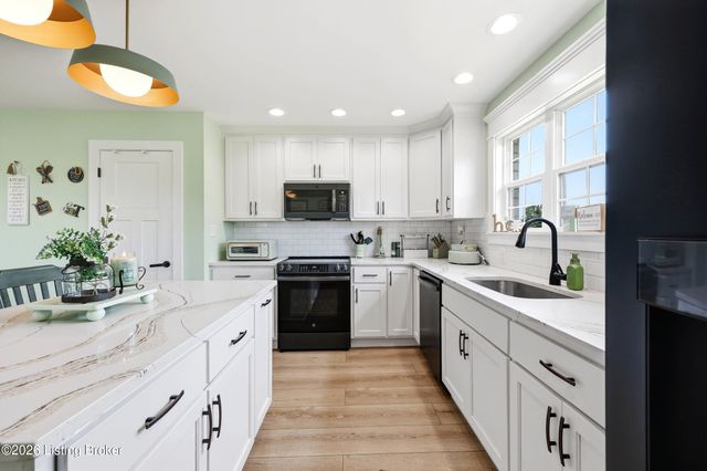 859 The Landings, Taylorsville, KY 40071