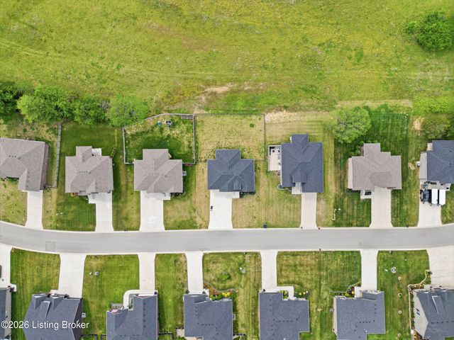 859 The Landings, Taylorsville, KY 40071