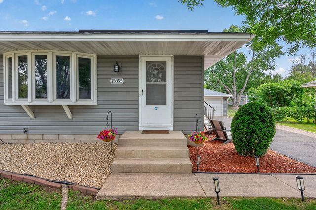10855 President Drive NE, Blaine, MN 55434