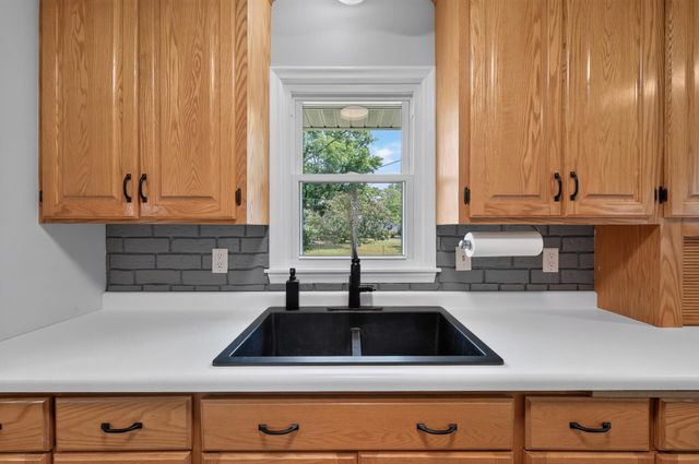 10855 President Drive NE, Blaine, MN 55434