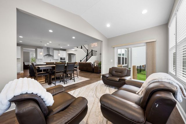 349 Harvest Walk Loop, Delaware, OH 43015