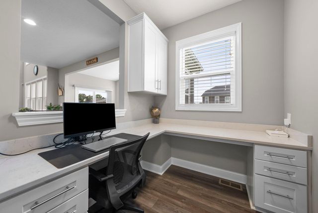 349 Harvest Walk Loop, Delaware, OH 43015