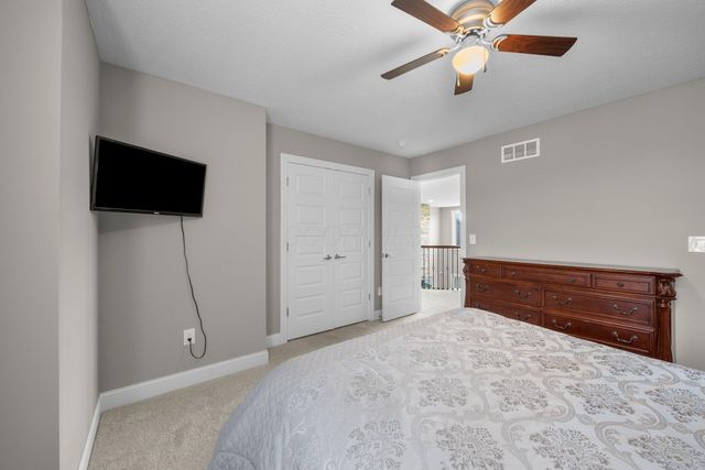 349 Harvest Walk Loop, Delaware, OH 43015