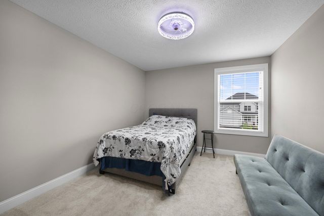 349 Harvest Walk Loop, Delaware, OH 43015