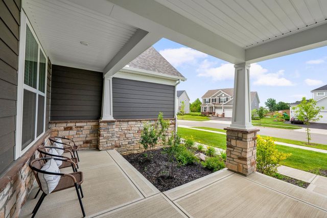 349 Harvest Walk Loop, Delaware, OH 43015