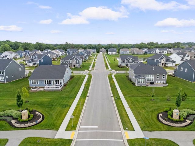 349 Harvest Walk Loop, Delaware, OH 43015