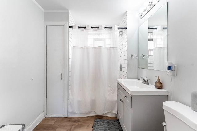 6337 W Patterson Avenue, Chicago, IL 60634