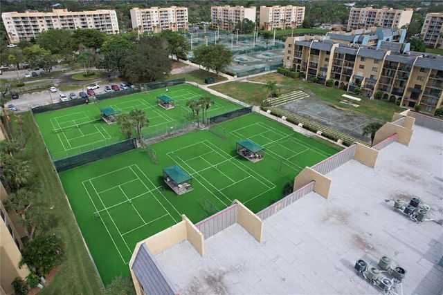 2788 TENNIS CLUB Drive 101, West Palm Beach, FL 33417