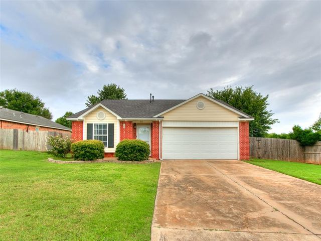 905 Boot Hill Lane, Noble, OK 73068