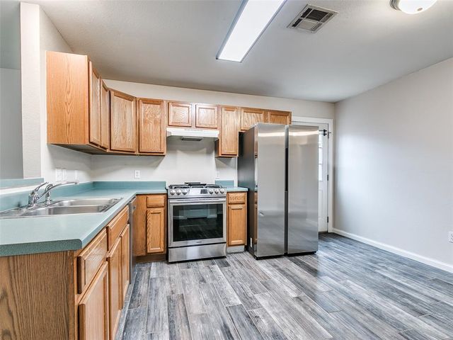 905 Boot Hill Lane, Noble, OK 73068