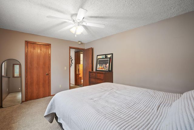 276 Twin Lake Trail, Little Canada, MN 55127