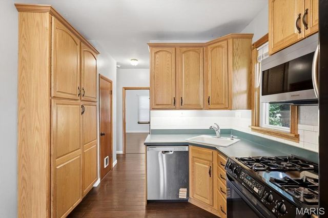 7727 Jerome Avenue, Maplewood, MO 63143