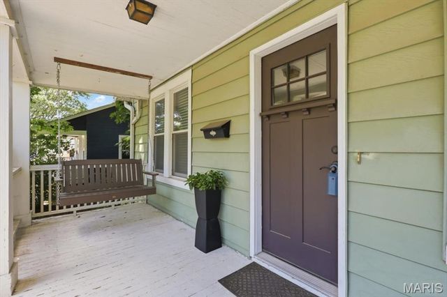 7727 Jerome Avenue, Maplewood, MO 63143