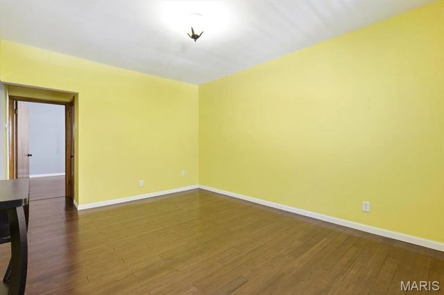 7727 Jerome Avenue, Maplewood, MO 63143