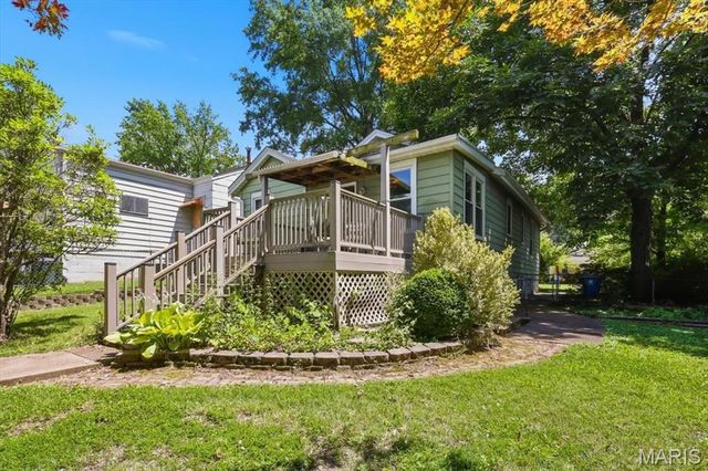 7727 Jerome Avenue, Maplewood, MO 63143