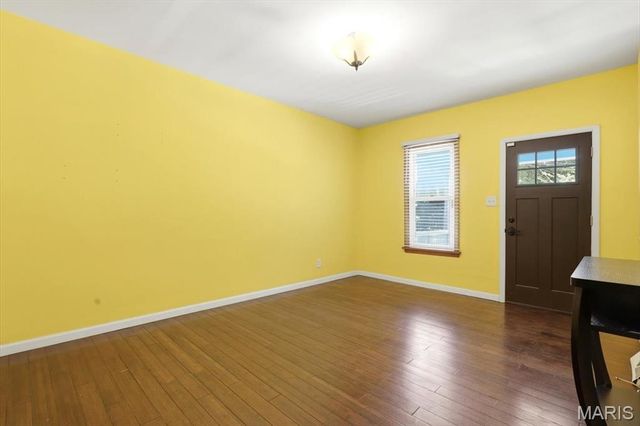 7727 Jerome Avenue, Maplewood, MO 63143