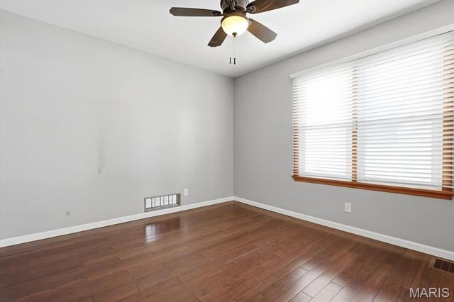 7727 Jerome Avenue, Maplewood, MO 63143