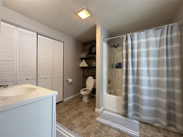 11060 EDINBORO Road, Mckean, PA 16426