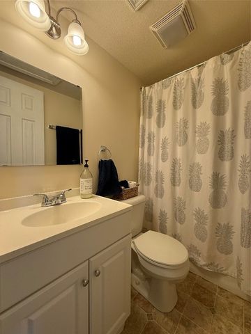 11060 EDINBORO Road, Mckean, PA 16426