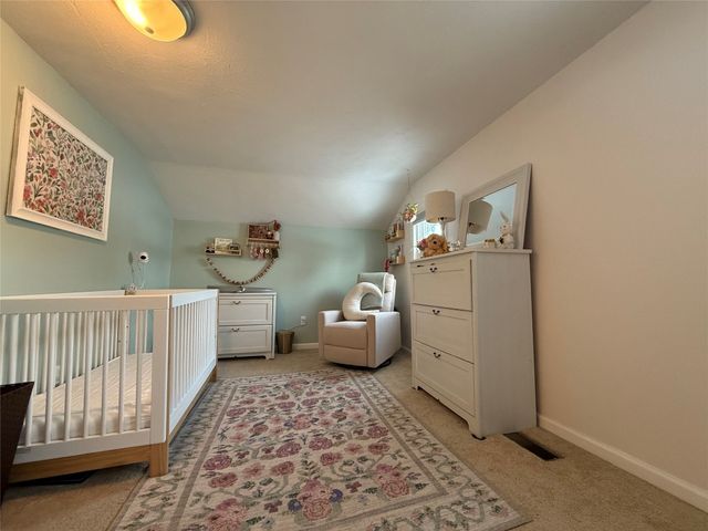 11060 EDINBORO Road, Mckean, PA 16426