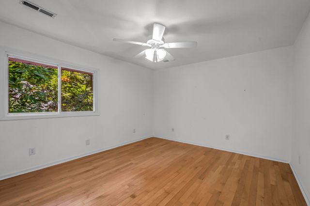 4080 Manning Hollow Rd, Pegram, TN 37143