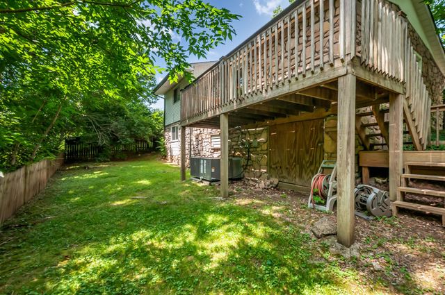 4080 Manning Hollow Rd, Pegram, TN 37143