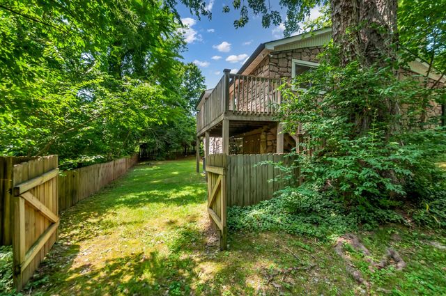 4080 Manning Hollow Rd, Pegram, TN 37143