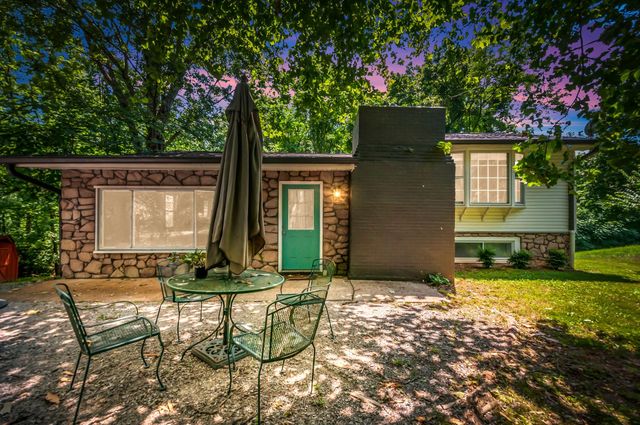 4080 Manning Hollow Rd, Pegram, TN 37143