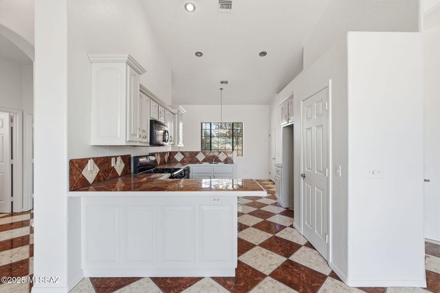 1028 Calle Cumpas, Rio Rico, AZ 85648