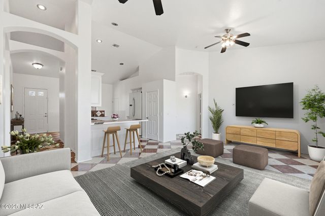 1028 Calle Cumpas, Rio Rico, AZ 85648