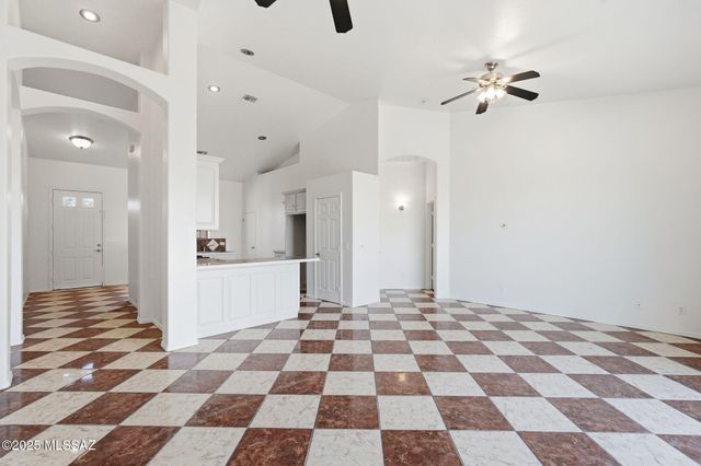 1028 Calle Cumpas, Rio Rico, AZ 85648